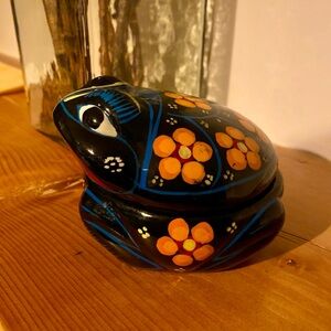 Charming Hand Painted Frog Trinket Box